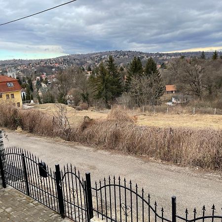 Malibu Apartman Miskolc Exterior photo
